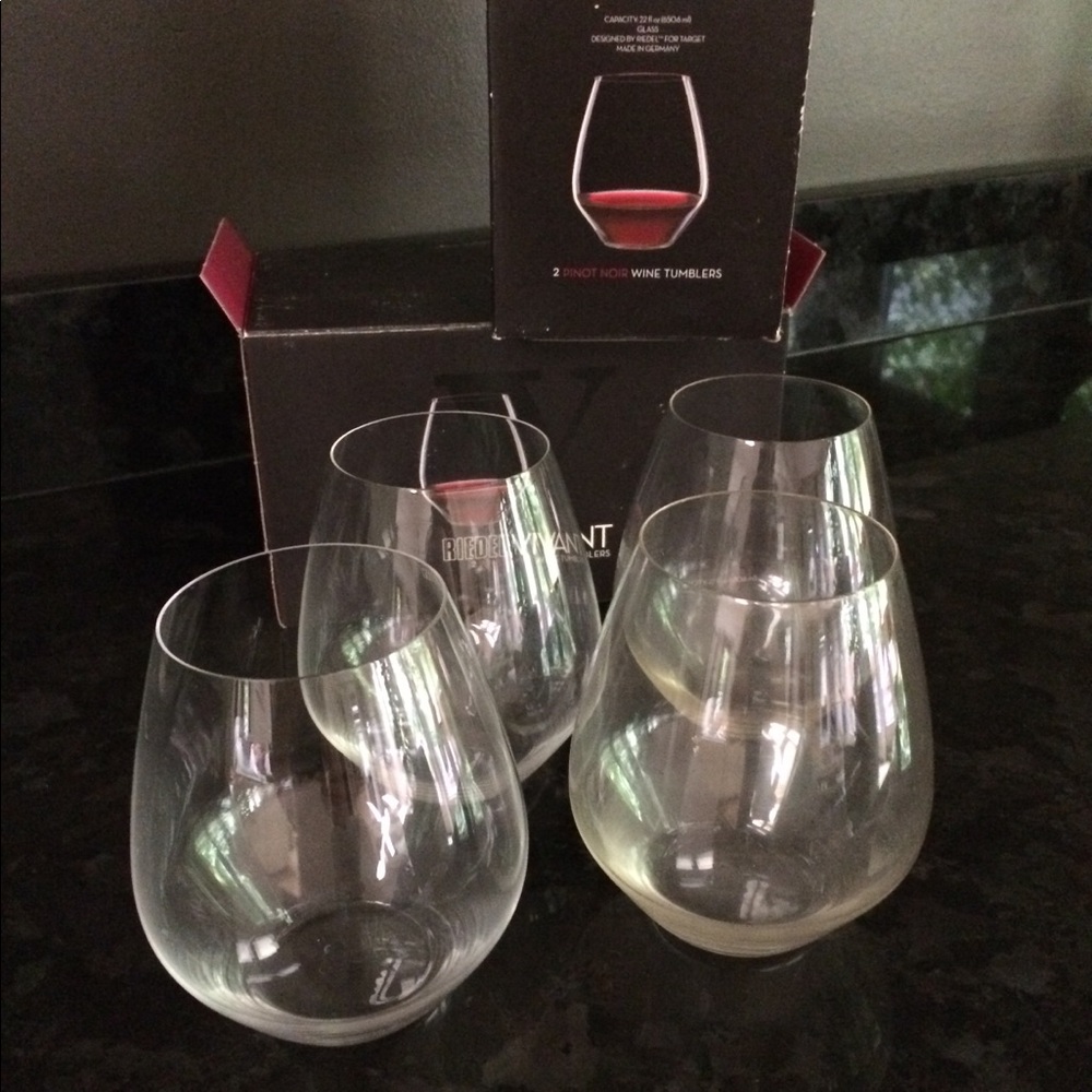 Riedel Vivant wine tumblers
